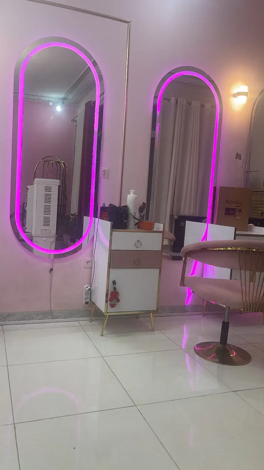 اجاره لاین ناخن اجاره تخت اجاره اتاق|اجارهٔ دفتر کار، اتاق اداری، مطب|شیراز, سینما سعدی|دیوار