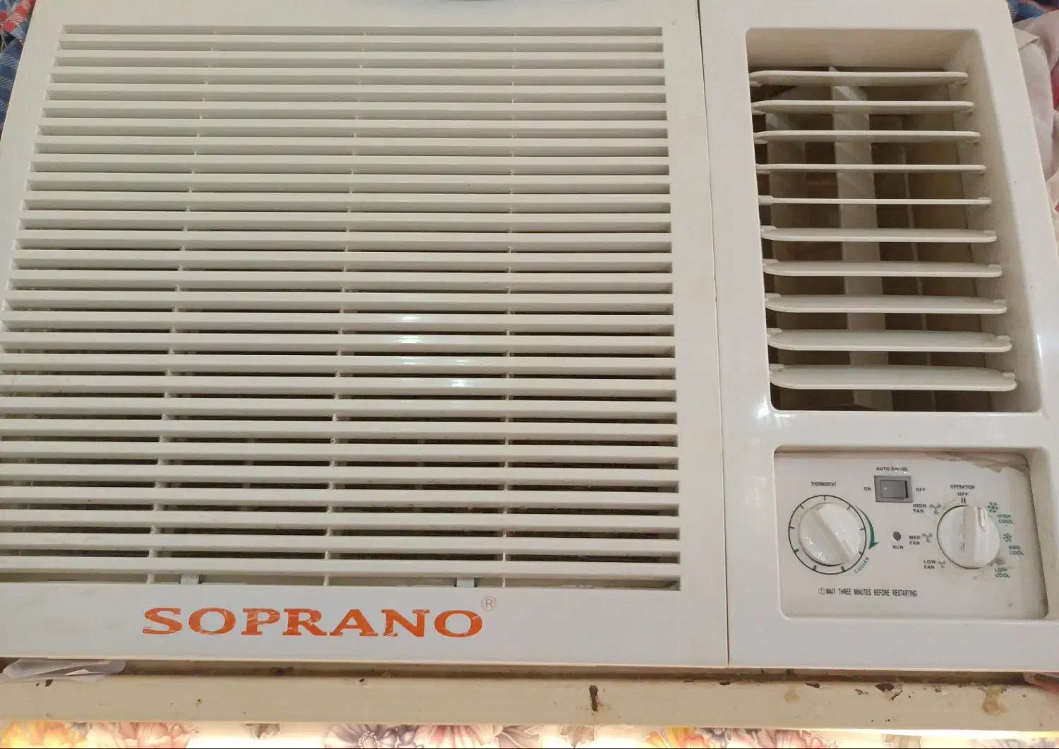 کولر پنجره ای|کولر گازی و فن‌کوئل|لالی, |دیوار