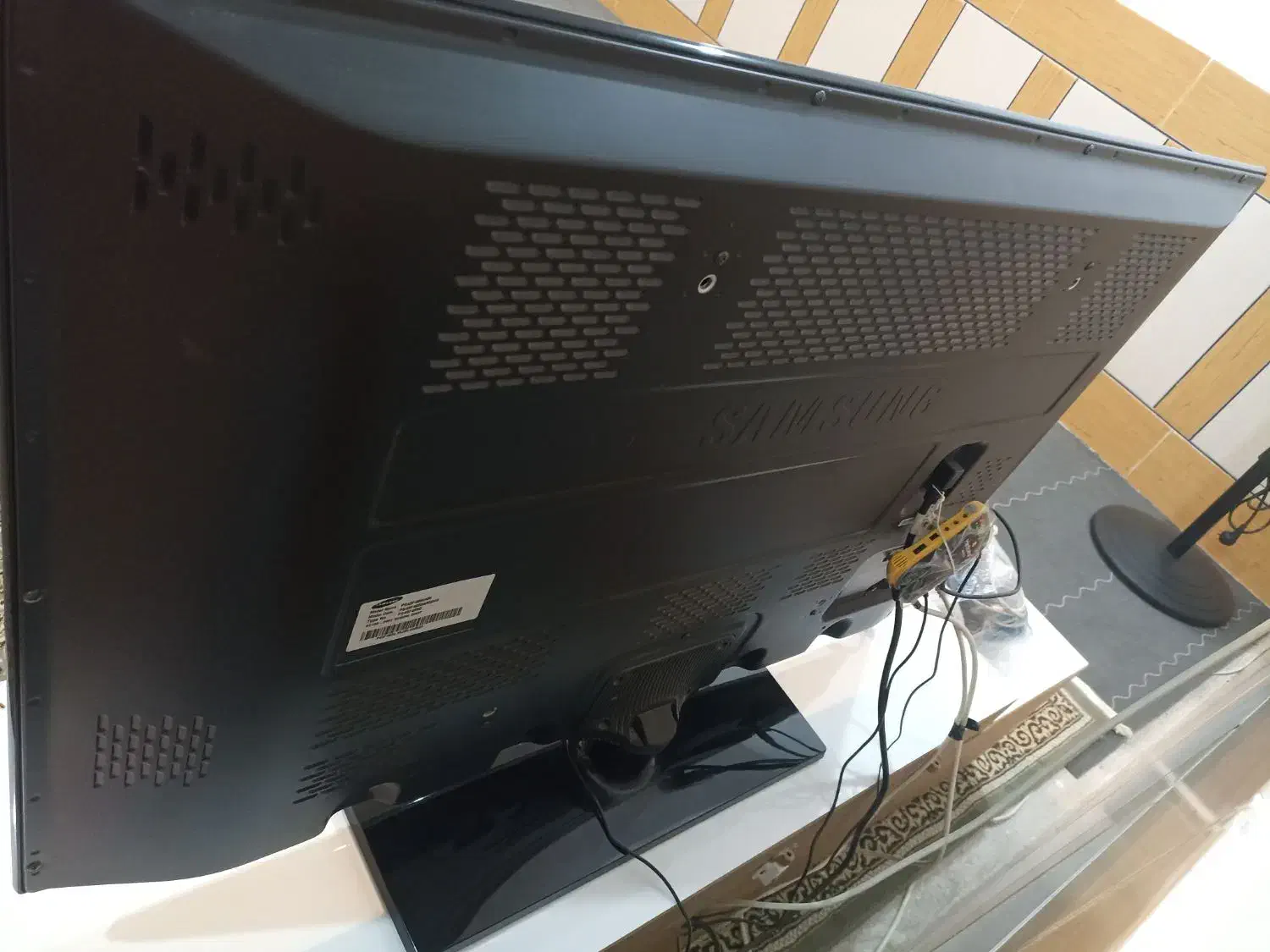 تلویزیون 43|تلویزیون و پروژکتور|بروجرد, |دیوار