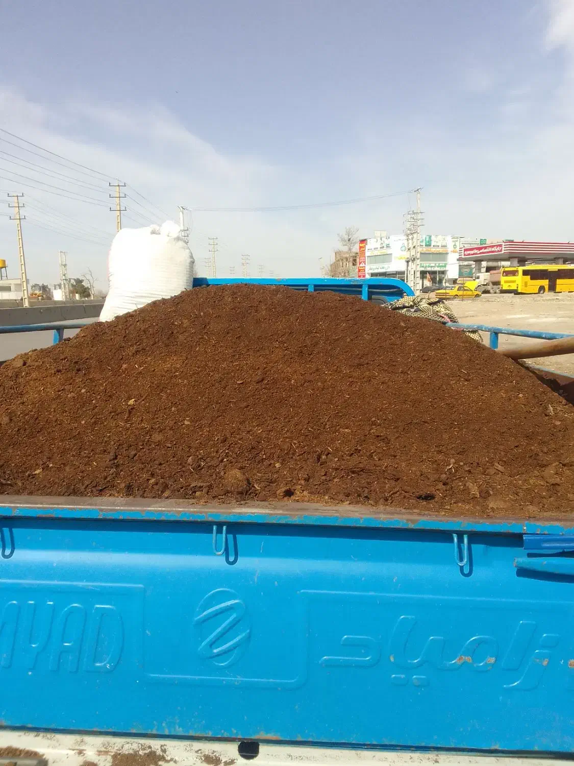 انواع کودحیوانی پوسیده|خدمات باغبانی و درختکاری|کرج, کمال‌شهر|دیوار