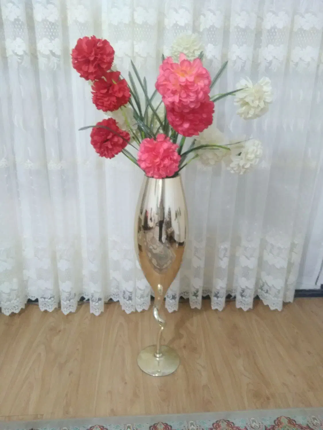 کلدان با ۵ شاخه کل درحد نو|گل مصنوعی|اردبیل, |دیوار