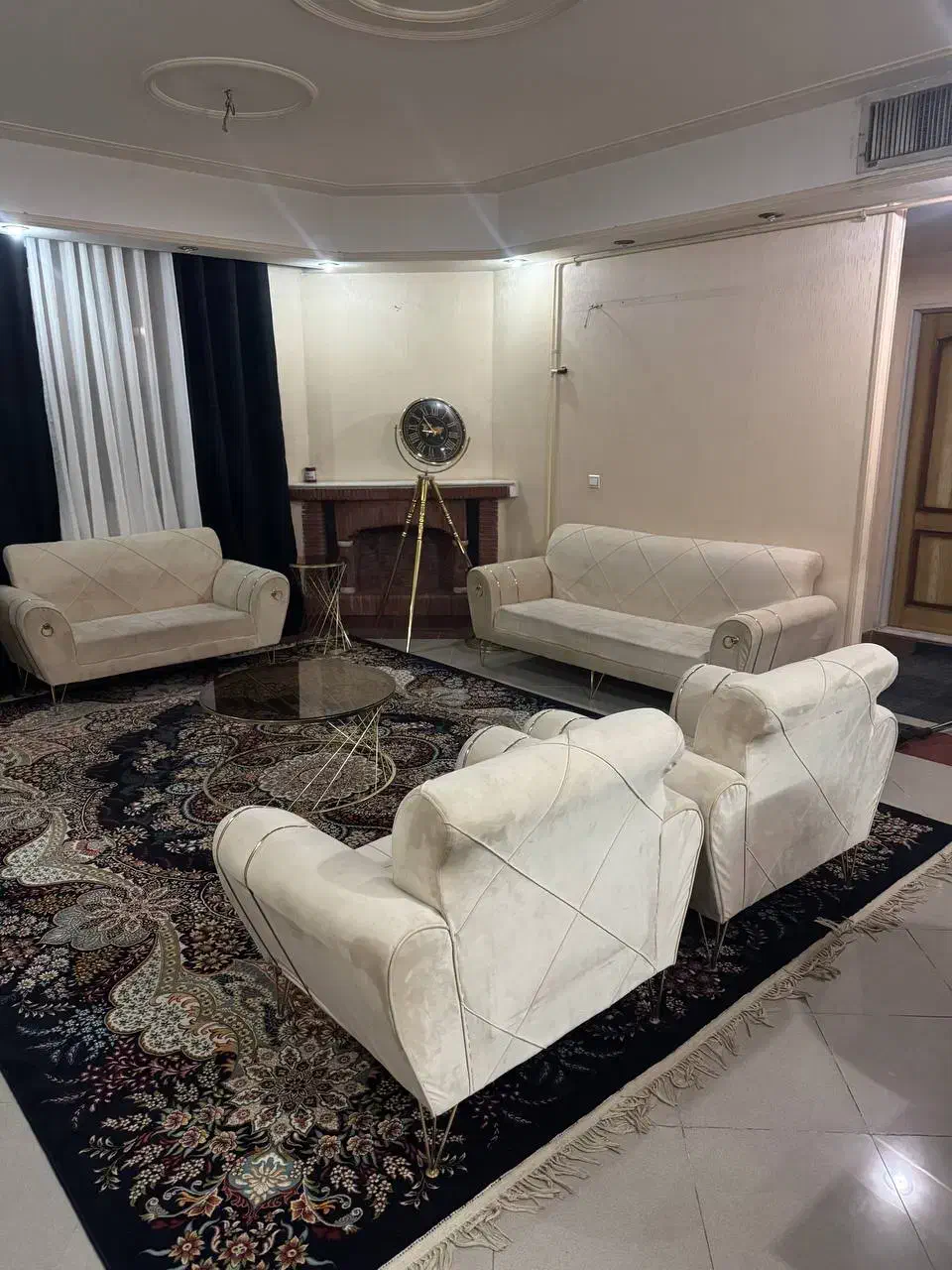 اجاره روزانه.هفتگی/آپارتمان/صدوقی|اجارهٔ کوتاهمدت آپارتمان و سوئیت|قم, سالاریه|دیوار