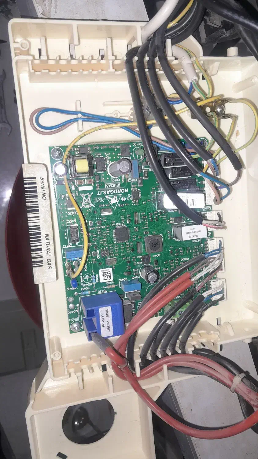 تعمیر پکیج ،آبگرمکن ، شیر آلات ،بخاری ،اجاق گاز|خدمات پیشه و مهارت|اراک, |دیوار