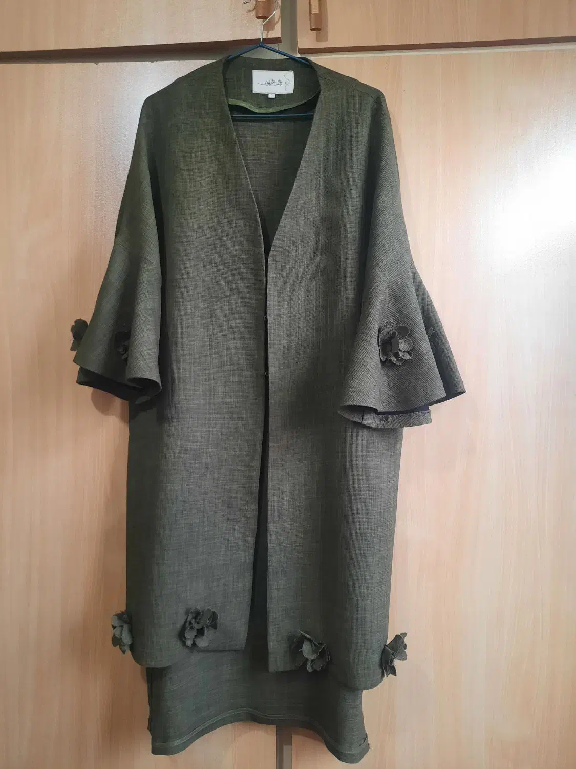 مانتومجلسی شیک|لباس|رشت, یخسازی|دیوار