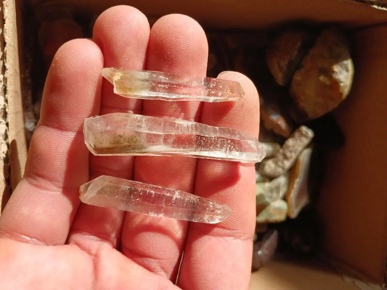 کوارتز اصلی باکیفت کلکسیونی|جواهرات|محلات, |دیوار