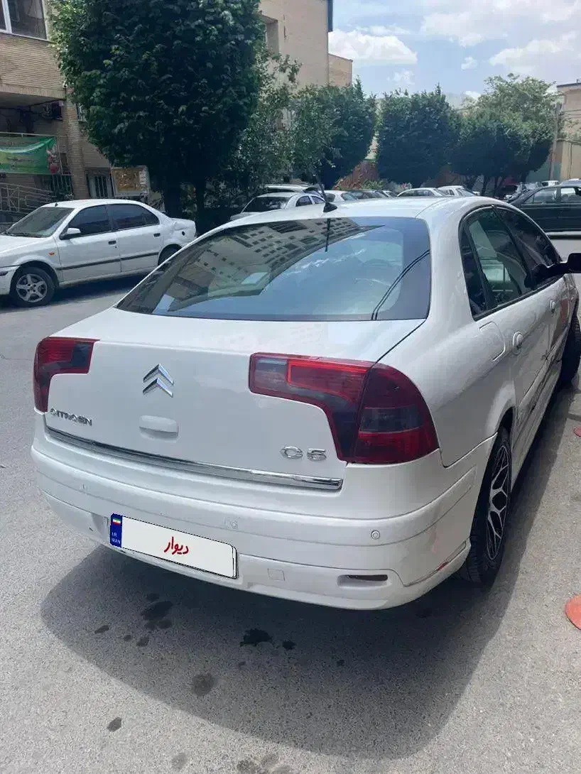 خودرو سیتروئن c5کارمندی فنی در شرایط خوب|خودرو سواری و وانت|همدان, |دیوار