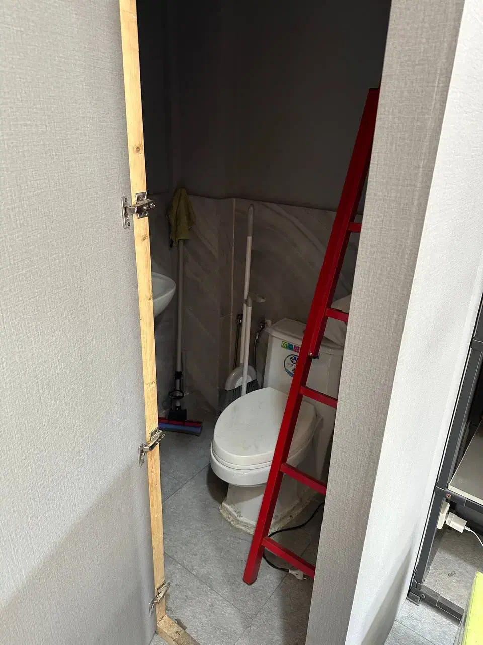 اجاره مغازه|اجارهٔ مغازه و غرفه|رشت, منظریه|دیوار