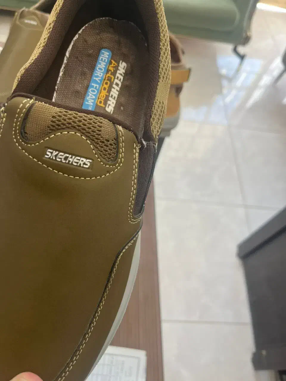 کفش راحتی روزمره|کیف، کفش، کمربند|خمین, |دیوار