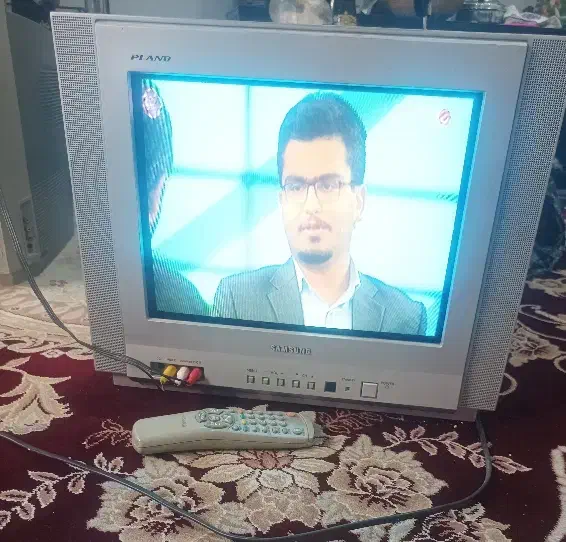 تلویزیون 14اینچ|تلویزیون و پروژکتور|بوشهر, |دیوار