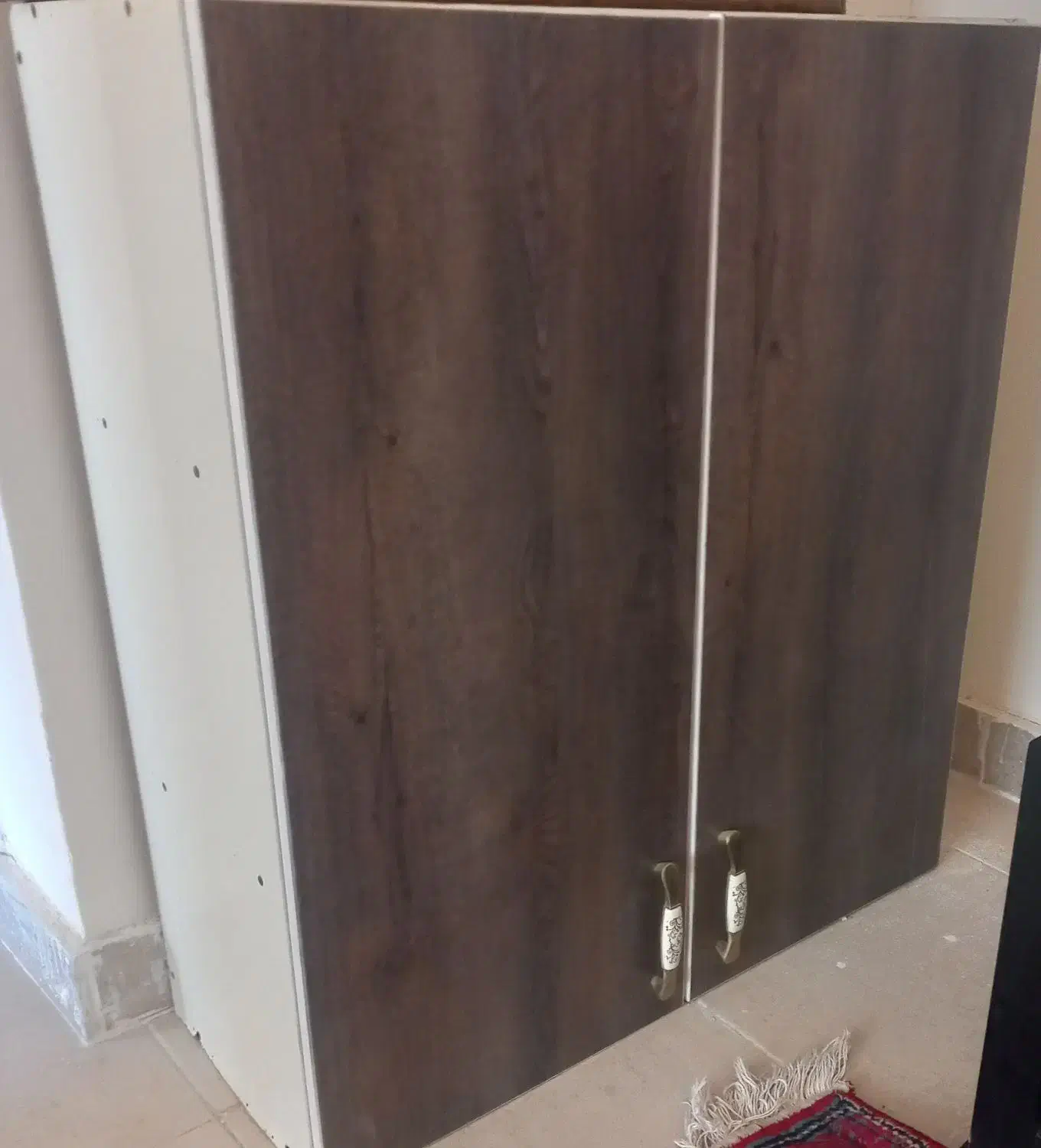 جاکفشی کمد  دراور|جاکفشی، کمد، دراور|پرند, فاز ۶|دیوار