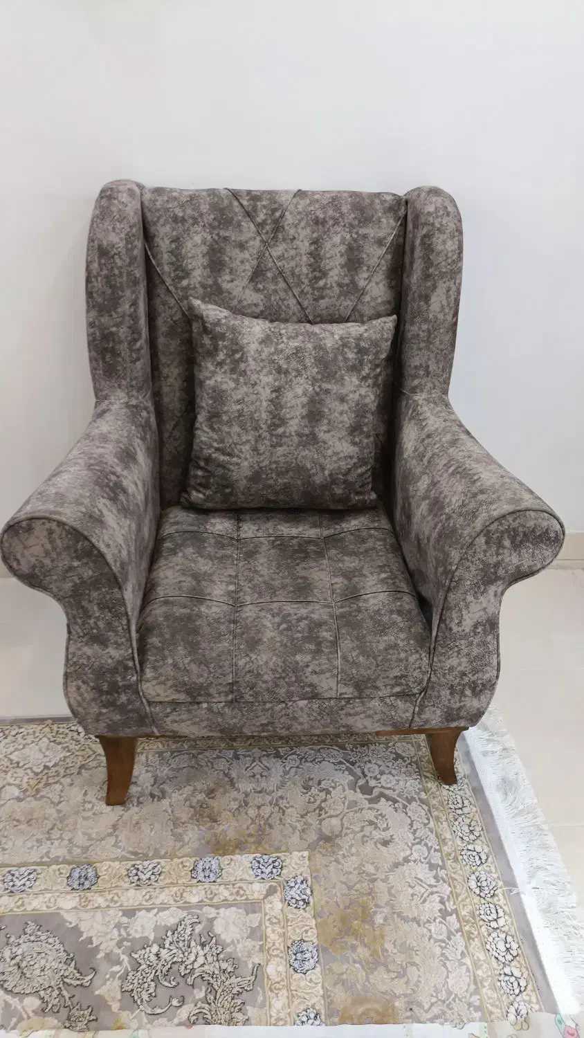 مبل راحتی ۷نفره سالم|مبلمان خانگی و میز عسلی|بندرعباس, |دیوار