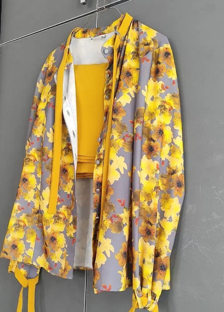 شومیز و دامن زیبا|لباس|قروه, |دیوار