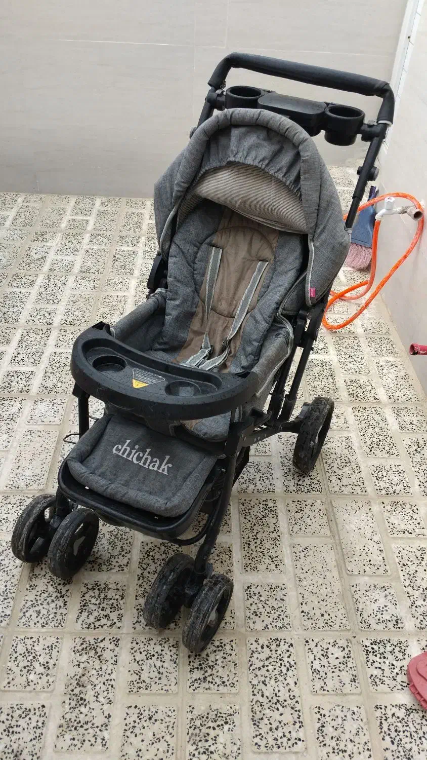 کالسکه دلیجان سالم و تمیز|کالسکه و لوازم جانبی|رباط‌کریم, کیکاور|دیوار