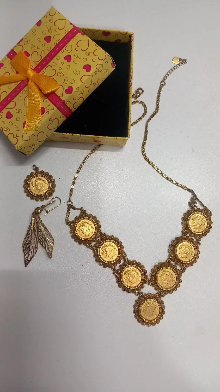 گلوبندسکه ای طلاروس|بدلیجات|یزد, |دیوار