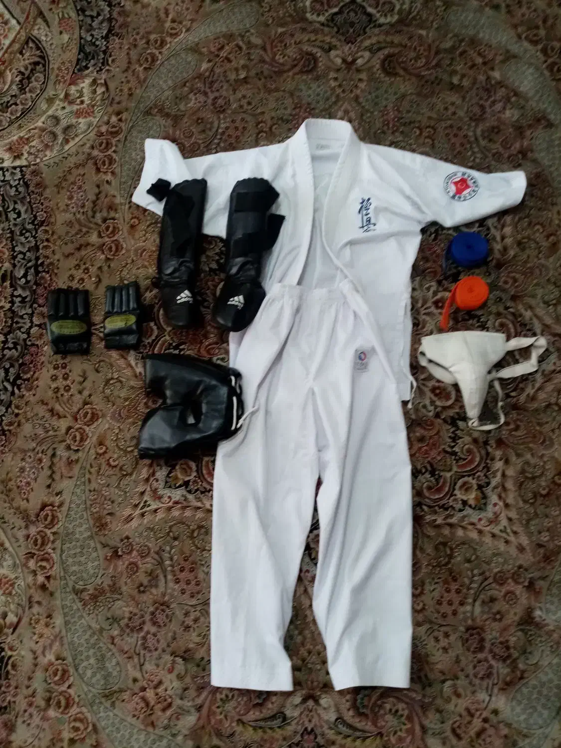 کاراته|تجهیزات ورزشی|شیراز, کوشک میدان|دیوار