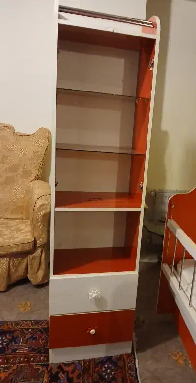 تخت و کمد کودک|اسباب و اثاث بچه|تبریز, |دیوار