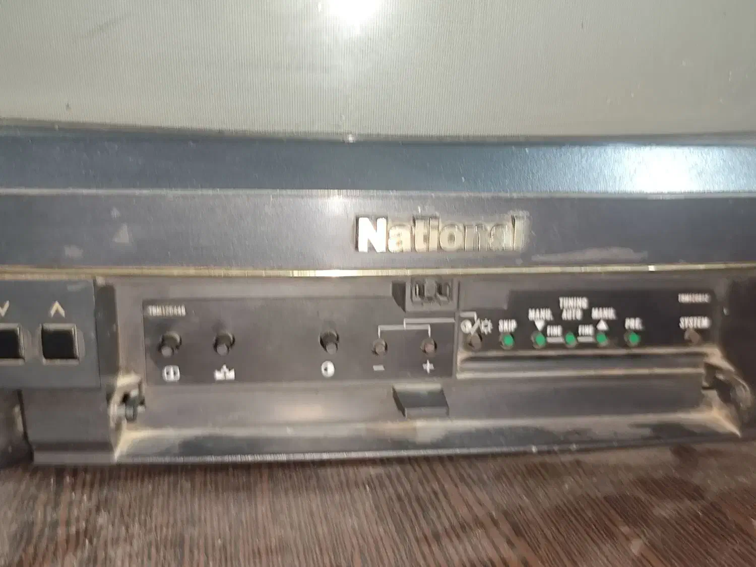 تلویزیون|تلویزیون و پروژکتور|نیشابور, کلاغان|دیوار