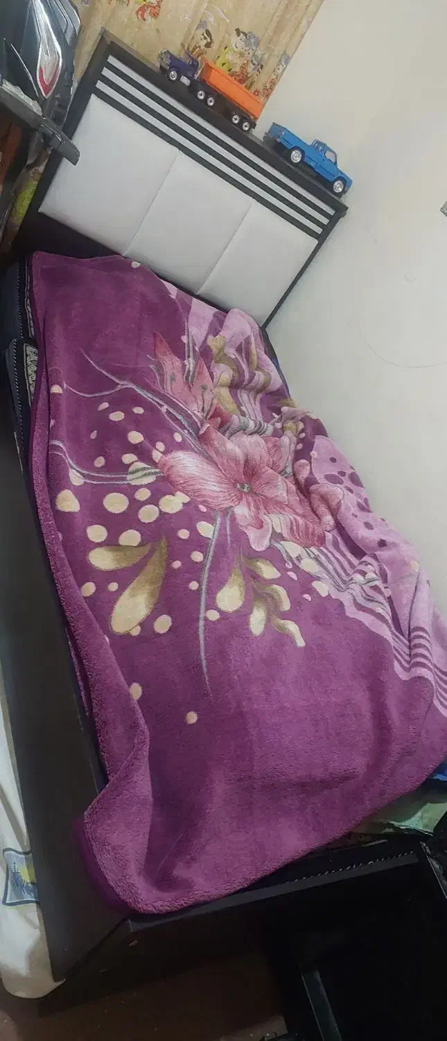 تخت تک نفره|تخت و سرویس خواب|سیرجان, |دیوار