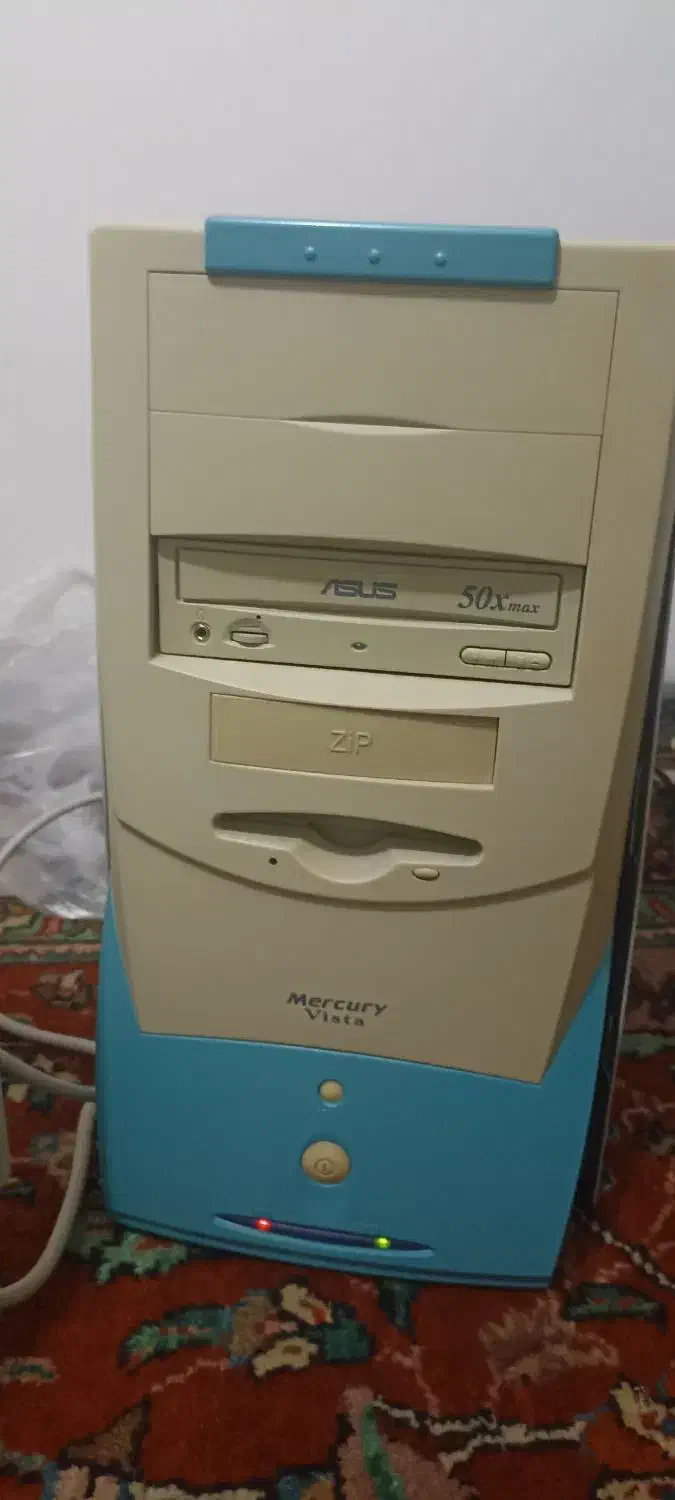 کیس دست دوم ولی خوب کار می‌کنه|قطعات و لوازم جانبی رایانه|مرند, |دیوار