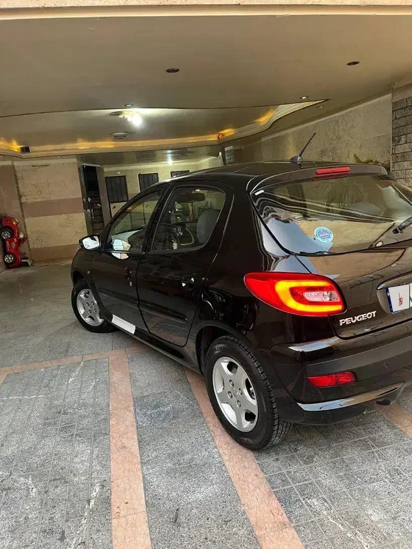 ۲۰۷ ۴۰۳ پاناروما|خودرو سواری و وانت|تهران, یافتآباد|دیوار