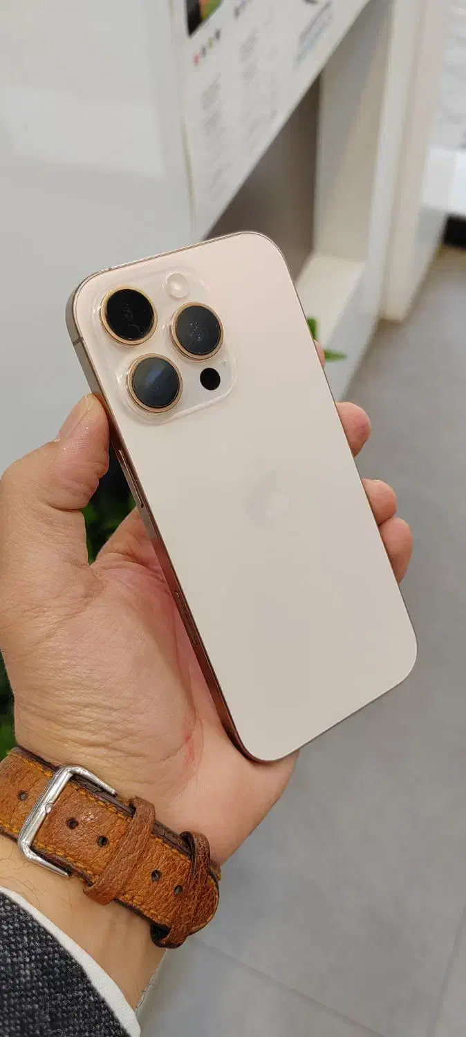 16پرو 128در حدنو|موبایل|اصفهان, چرخاب|دیوار