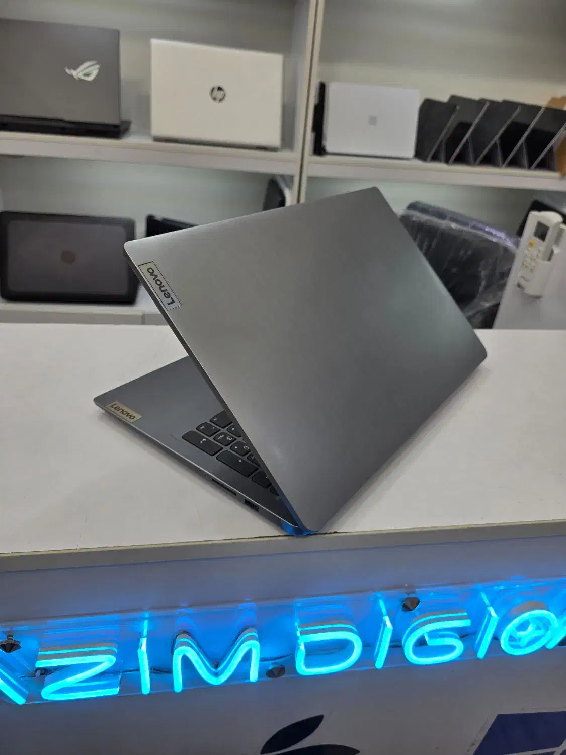 Lenovo id pad 3 i7 گرافیک مجزا ۲گیگ نسل ۱۱|رایانه همراه|رشت, دیلمان|دیوار