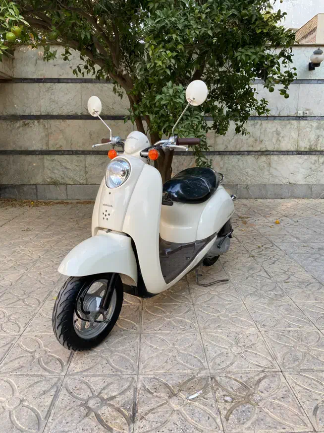 موتور پاکشتی هوندا اسکوپی سفید فابریک سالم نو|موتورسیکلت|شیراز, رازی|دیوار