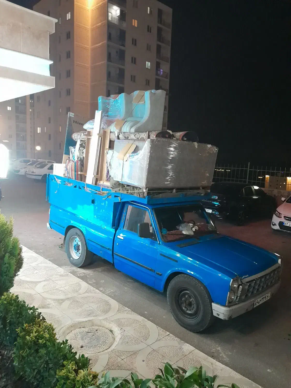 اتوبار وباربری وانت بار خاور نیسان کارگر|خدمات حمل و نقل|بومهن, |دیوار