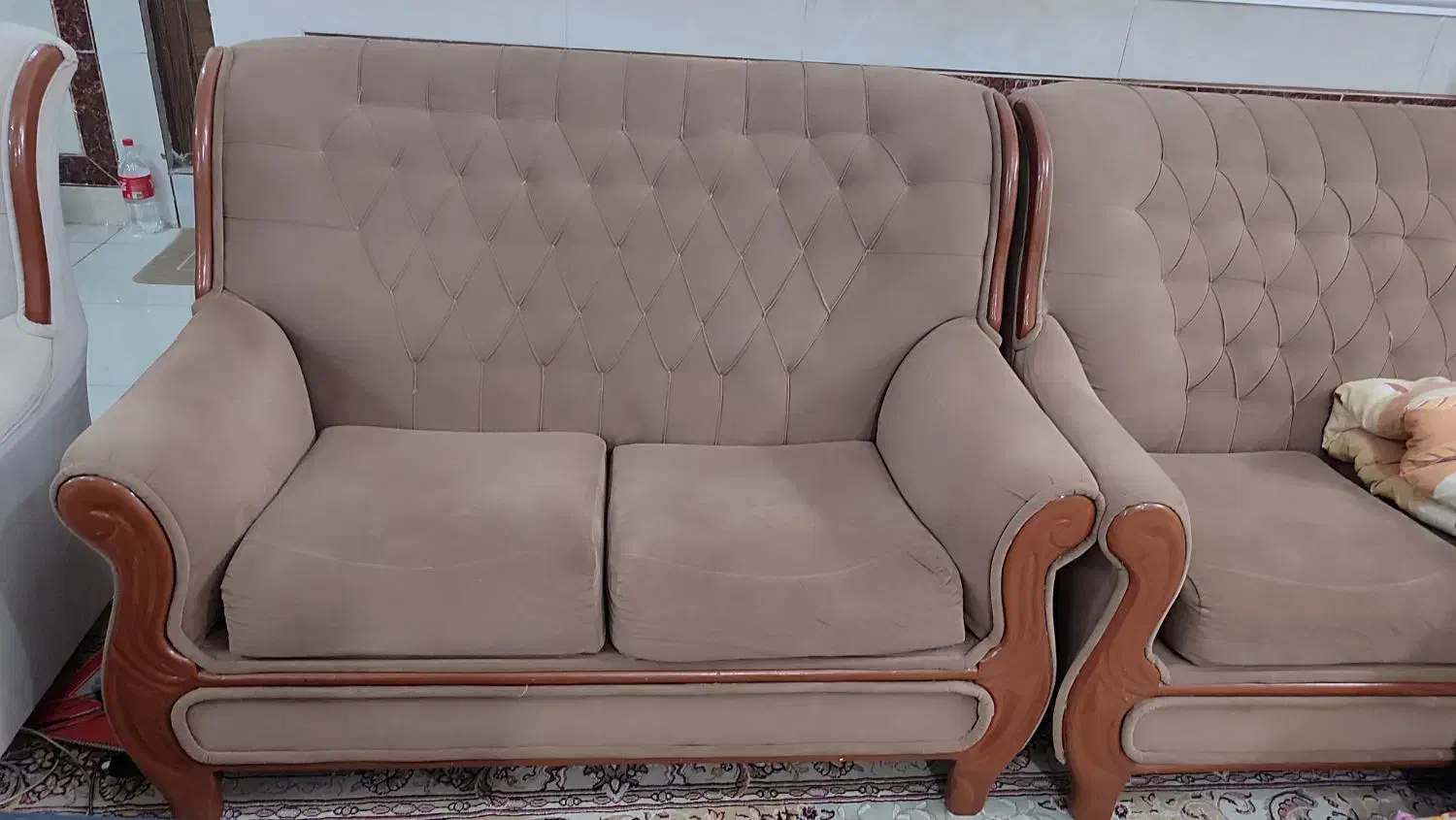 دو دست مبل ۷ نفره|مبلمان خانگی و میز عسلی|زاهدان, |دیوار