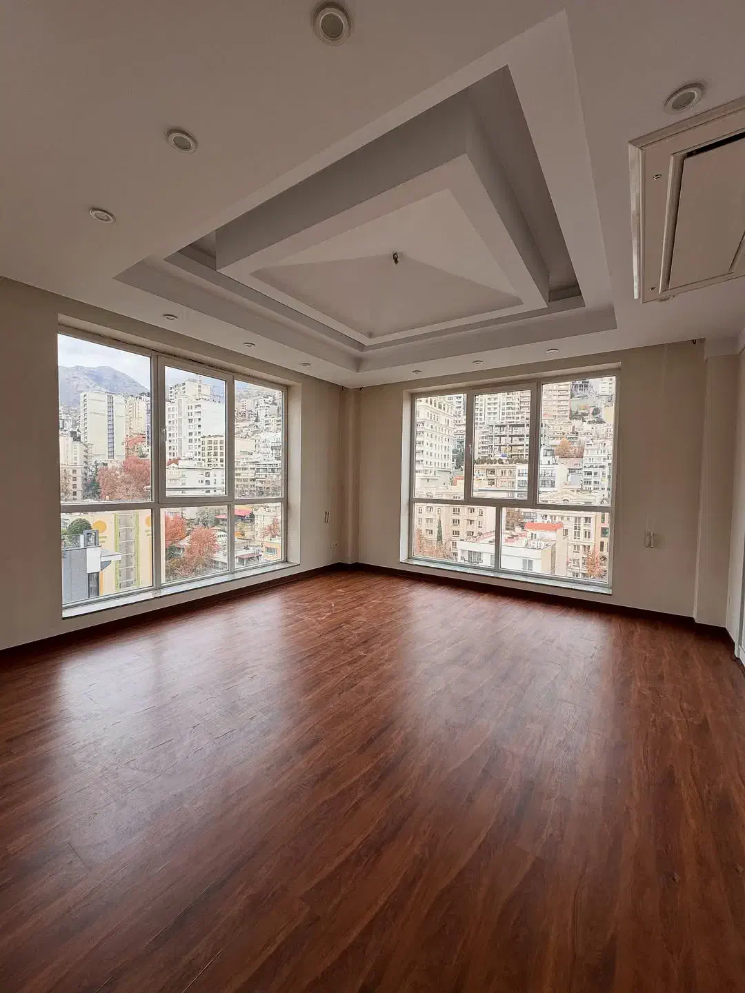 اندرزگو 270م برج باغ با متریال قوی مشاعات Full