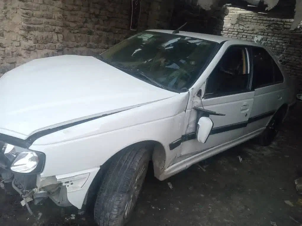 پارس ۴۰۳ Elxتصادفی|خودرو سواری و وانت|زاهدان, |دیوار