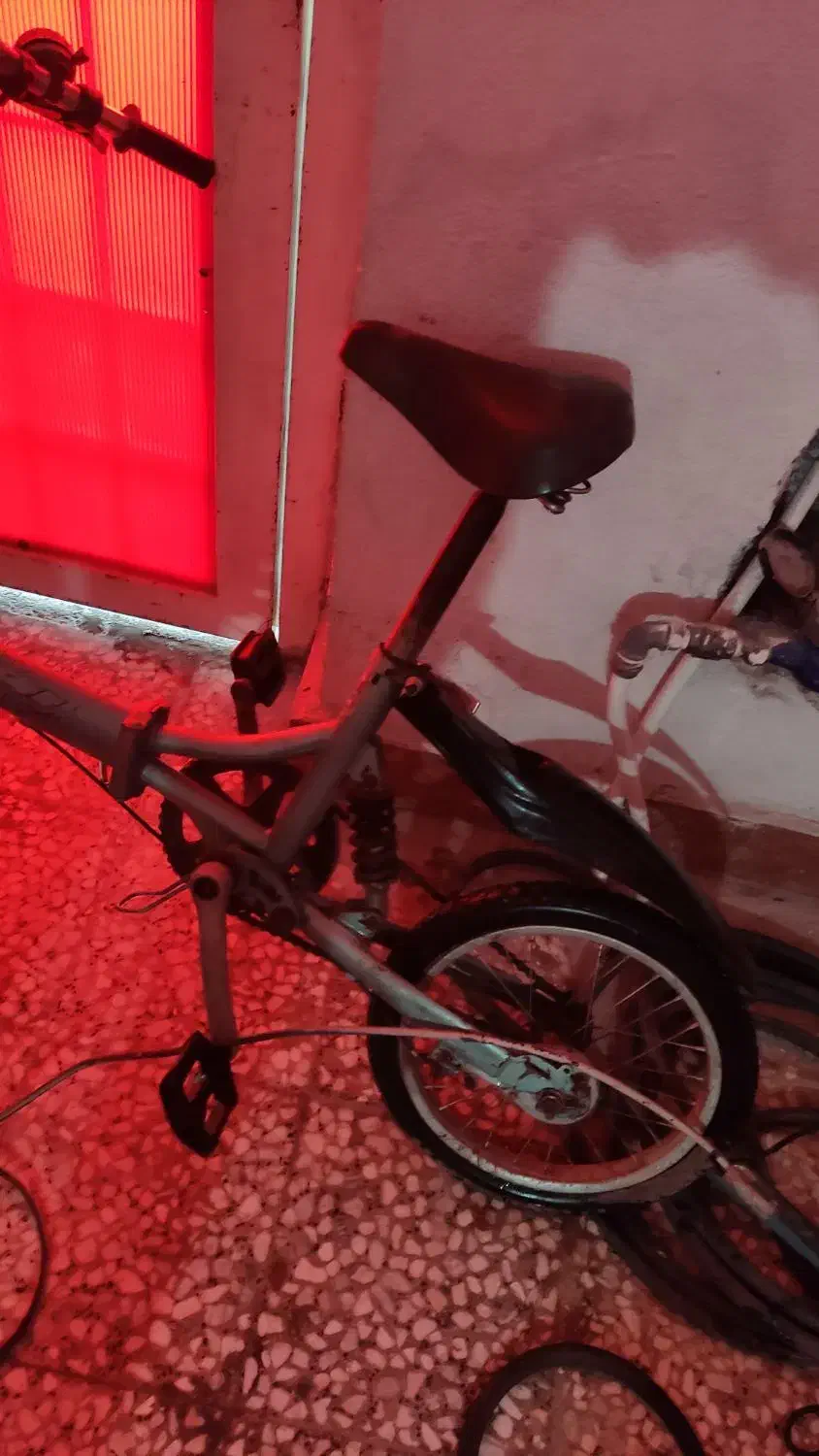 دوچرخه تاشو سایز ۱۶|دوچرخه، اسکیت، اسکوتر|بوشهر, |دیوار