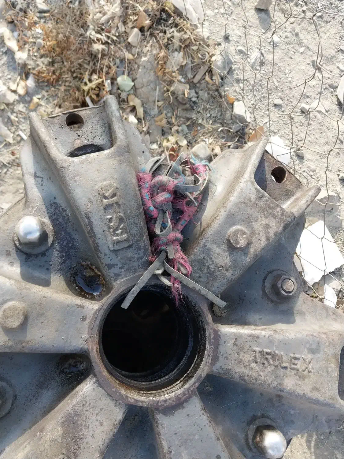 پره چرخ اکسل ولوو.اف|قطعات یدکی و لوازم جانبی|صالح آباد, |دیوار