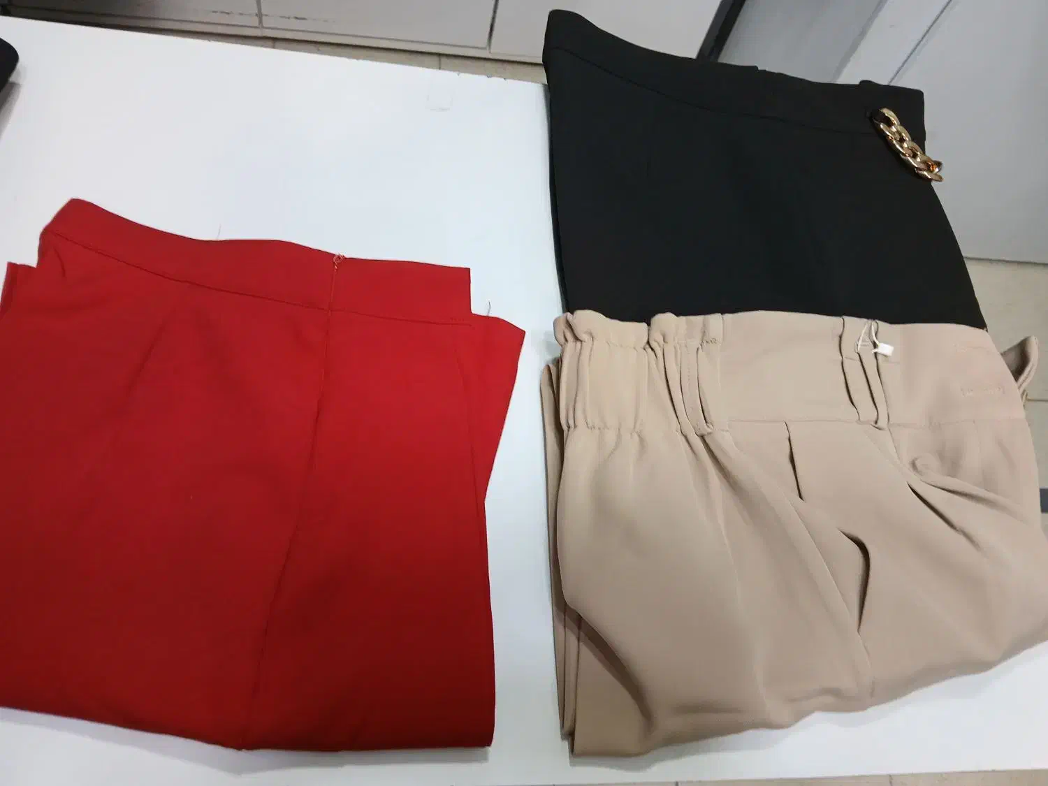 حراج انواع مختلف شلوارهای زنانه|لباس|گرگان, |دیوار