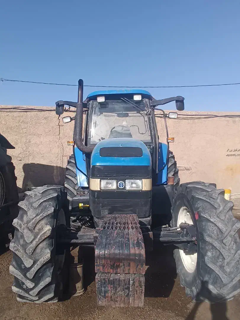 تراکتور نیوهلند|ماشینآلات صنعتی|بوئین زهرا, |دیوار