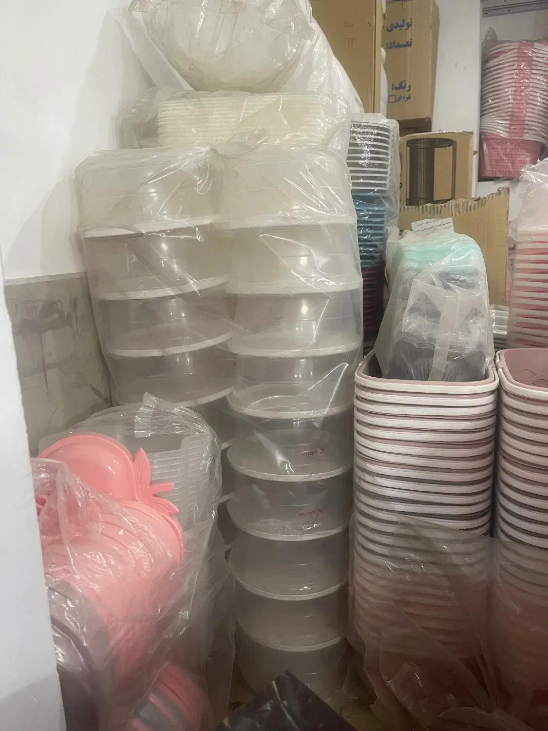 ظرف غذا پلاستیکی|ظروف نگهدارنده، پلاستیکی، یک‌بارمصرف|شهریار, شهریار|دیوار