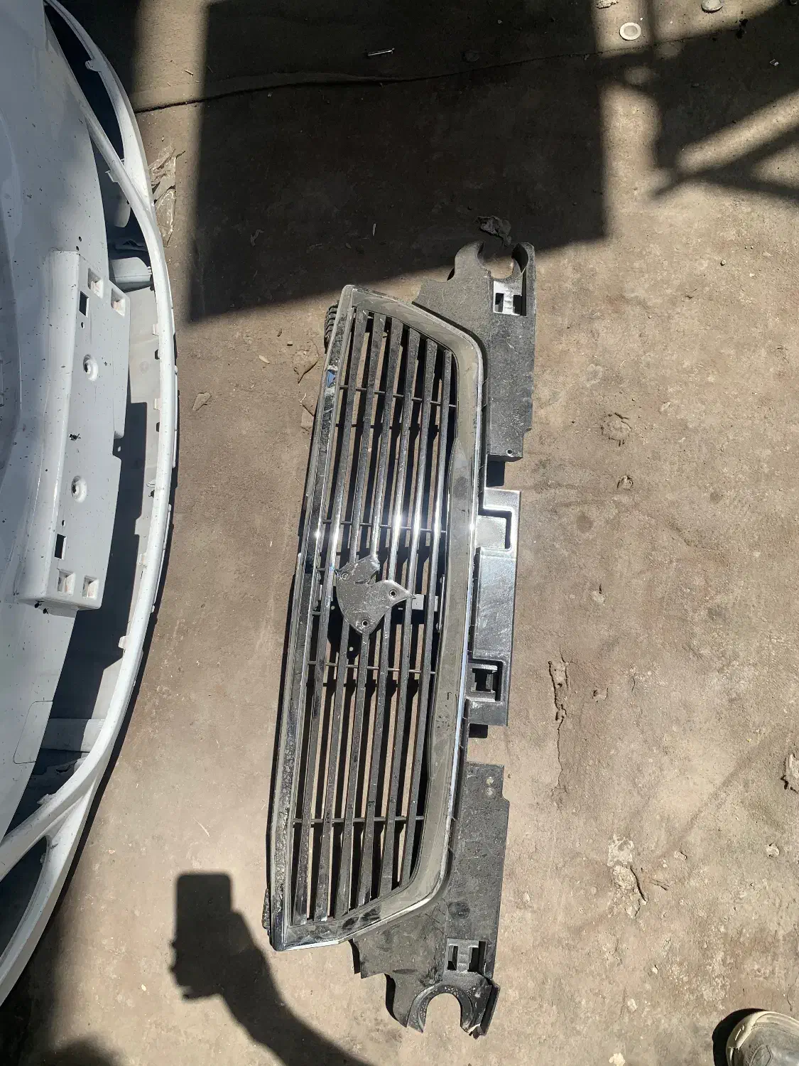 کاپوت تارا درب تارا سپرتارا چراغ تارا اینه تارا|قطعات یدکی و لوازم جانبی|تهران, شهرک بعثت|دیوار