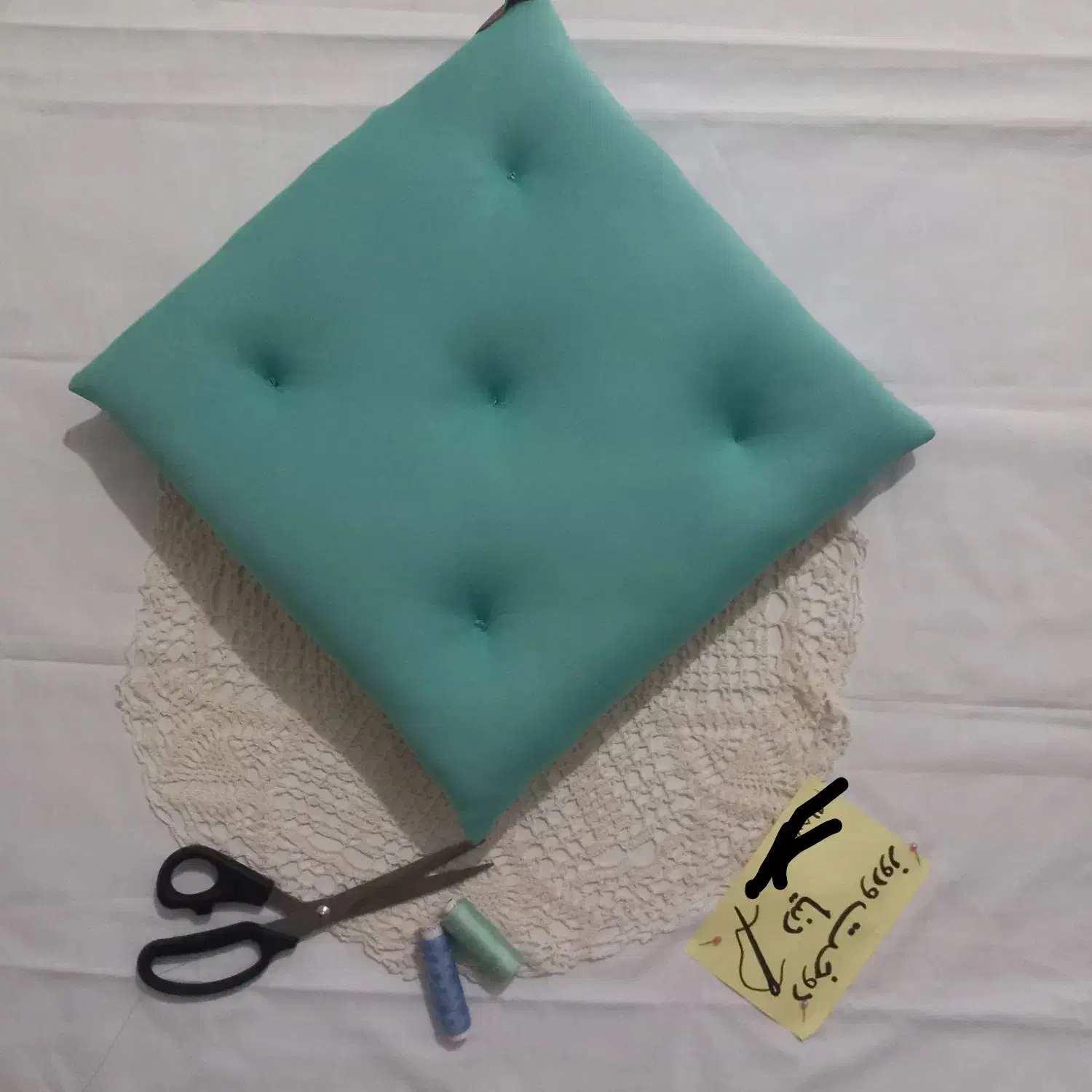 نشیمن|رختخواب، بالش، پتو|فردوس (خراسان), |دیوار