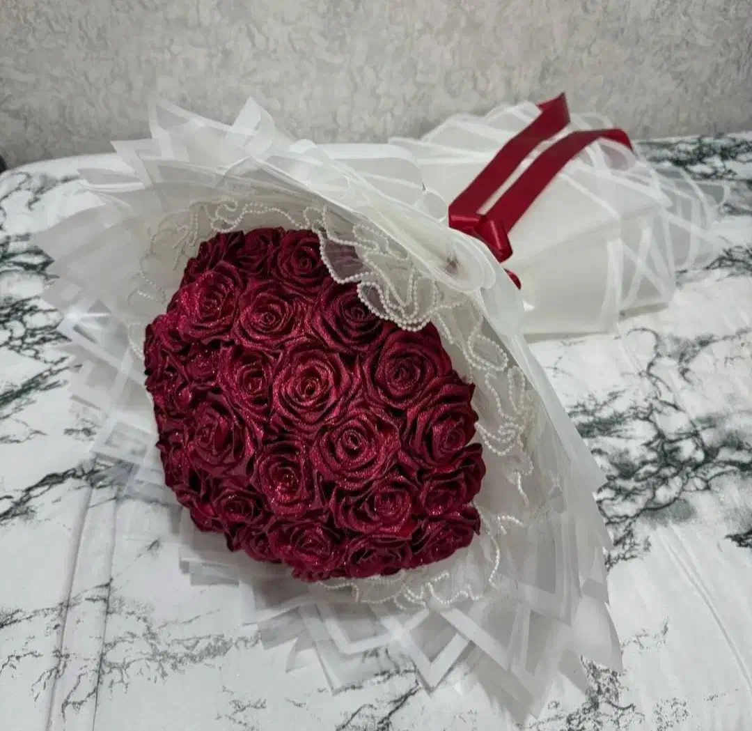 دسته گل رز روبانی|گل مصنوعی|شیراز, میانرود|دیوار