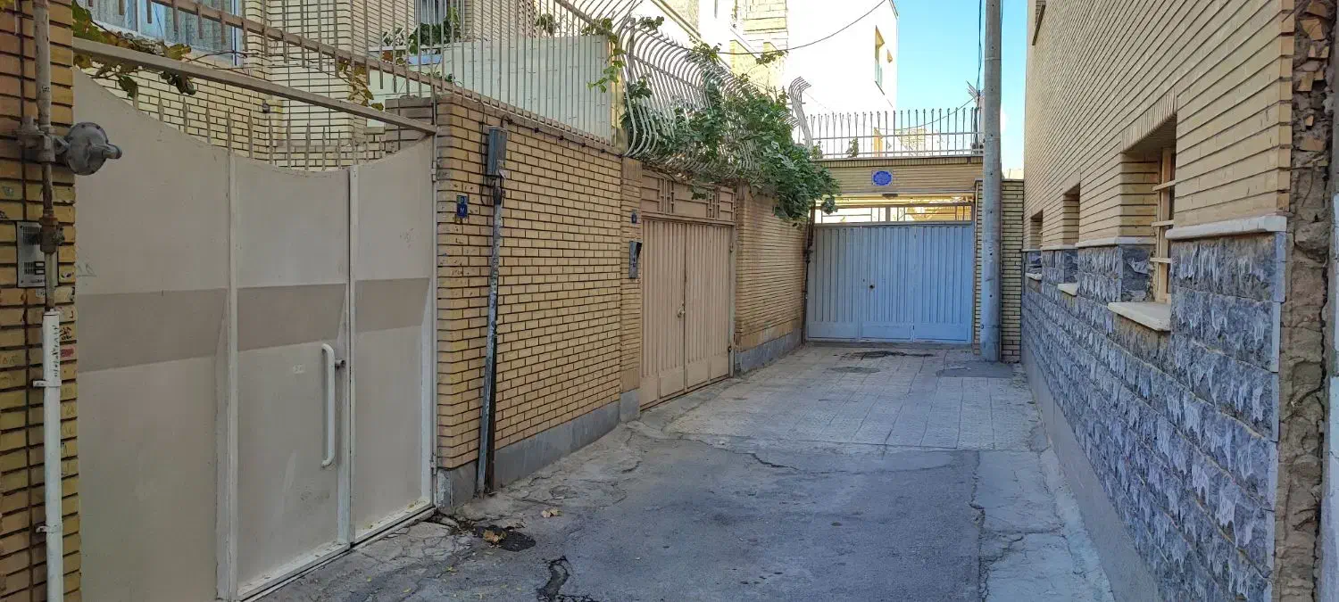 ۲ طبقه ویلایی کامل باتمام امکانات خانه اصفهان|فروش خانه و ویلا|اصفهان, جلالیه|دیوار