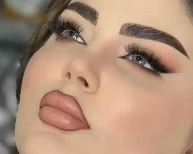 سالن عروس زرین تاج|خدمات آرایشگری و زیبایی|سقز, |دیوار