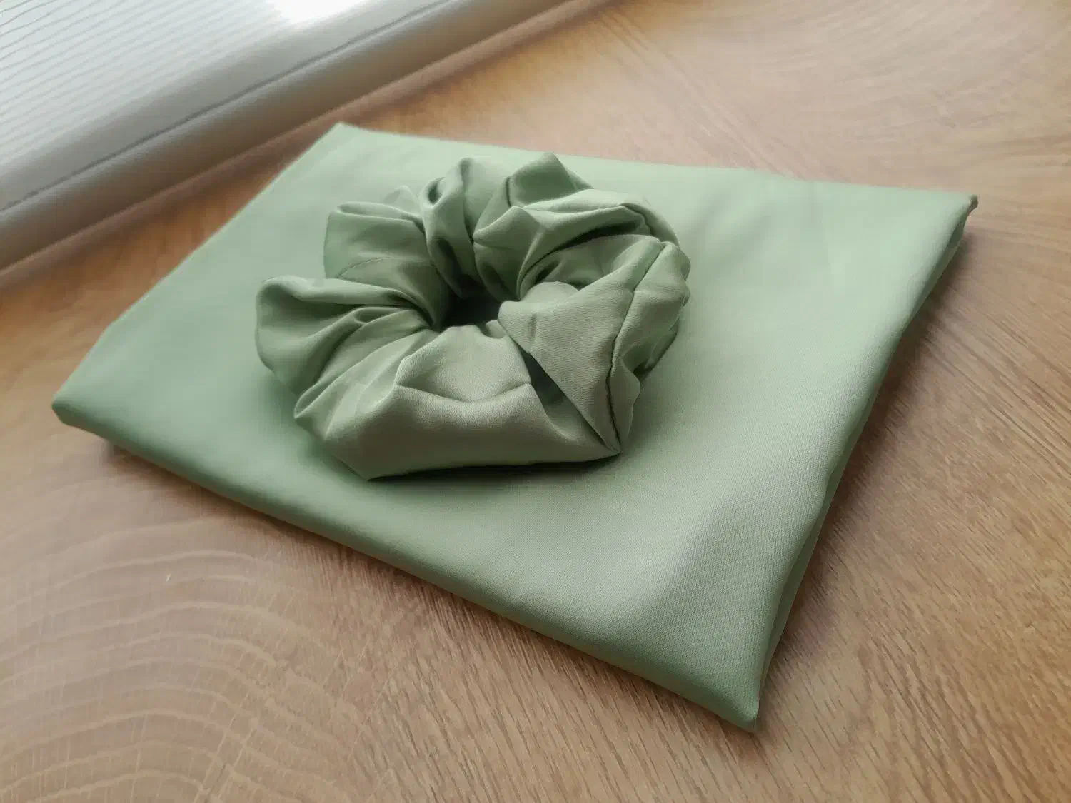 اسکرانچی،روبالشتی|آرایشی، بهداشتی، درمانی|دهگلان, |دیوار