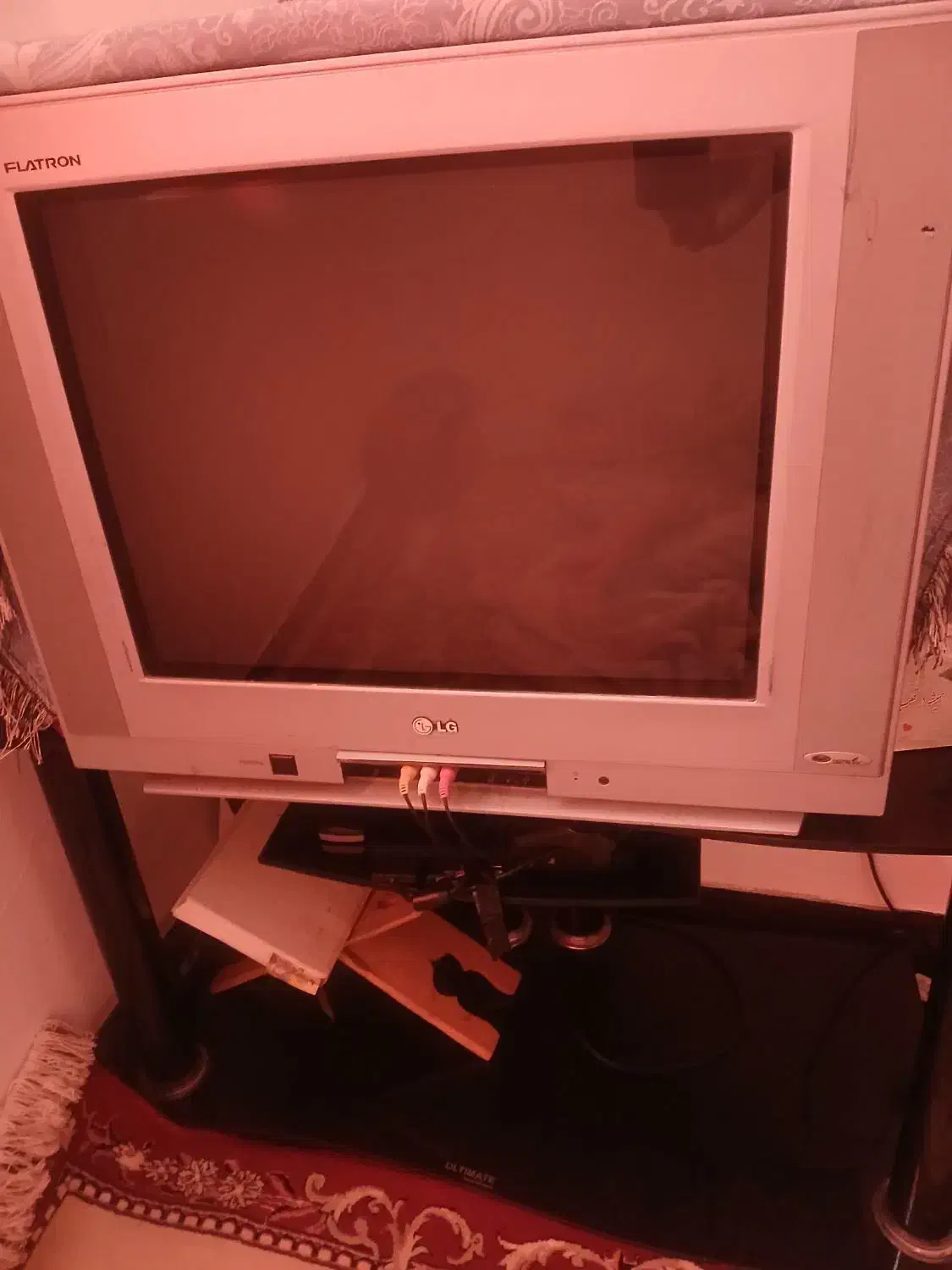 تلوزیون و میز تی وی|تلویزیون و پروژکتور|امیدیه, |دیوار