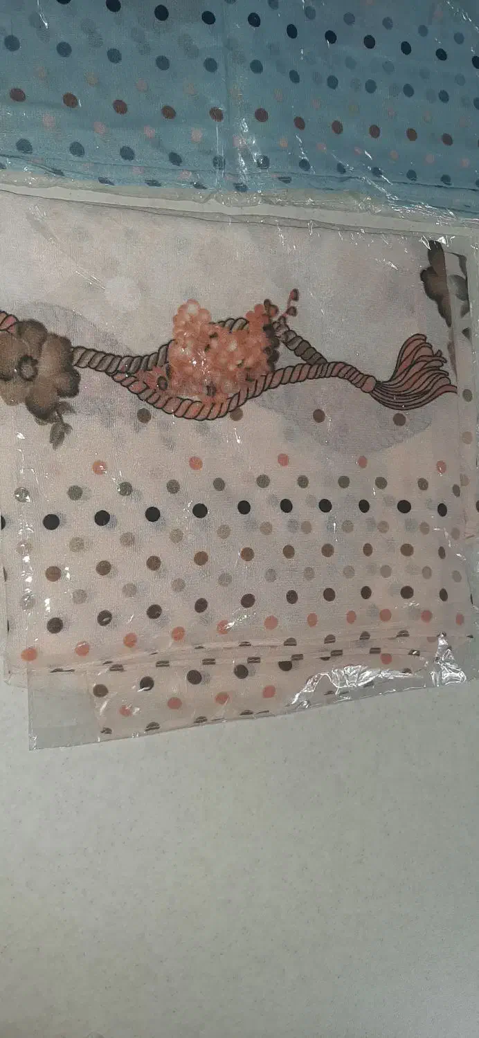 دو روسری نخی کاملا نو|لباس|قم, باجک یک|دیوار