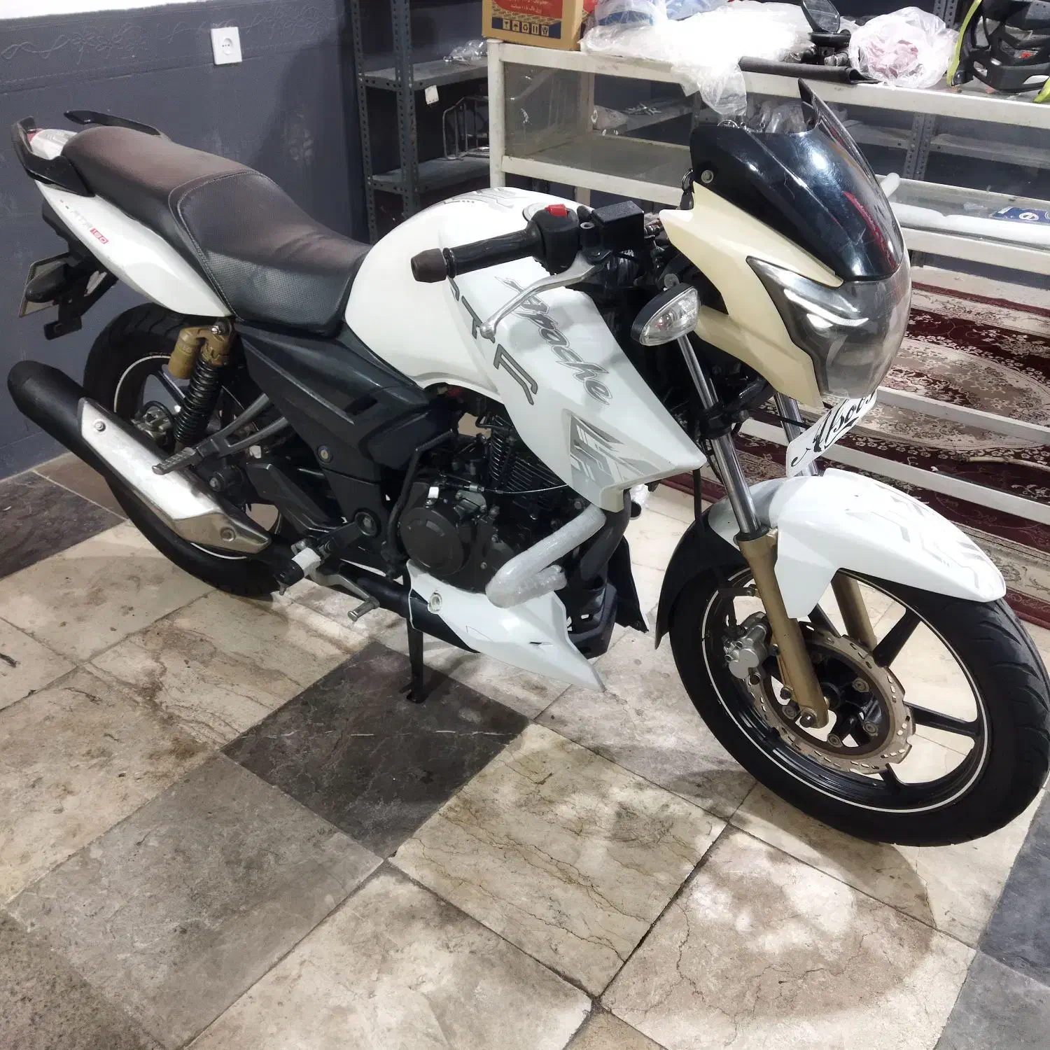 آپاچی 93 بیمه 10ماه به نام|موتورسیکلت|مشهد, نظام دوست|دیوار