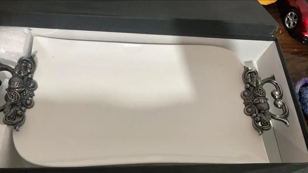 سینی چینی دسته پیوتر بهمراه قوری شیشه ای وارمری|ظروف سرو و پذیرایی|نوشهر, |دیوار