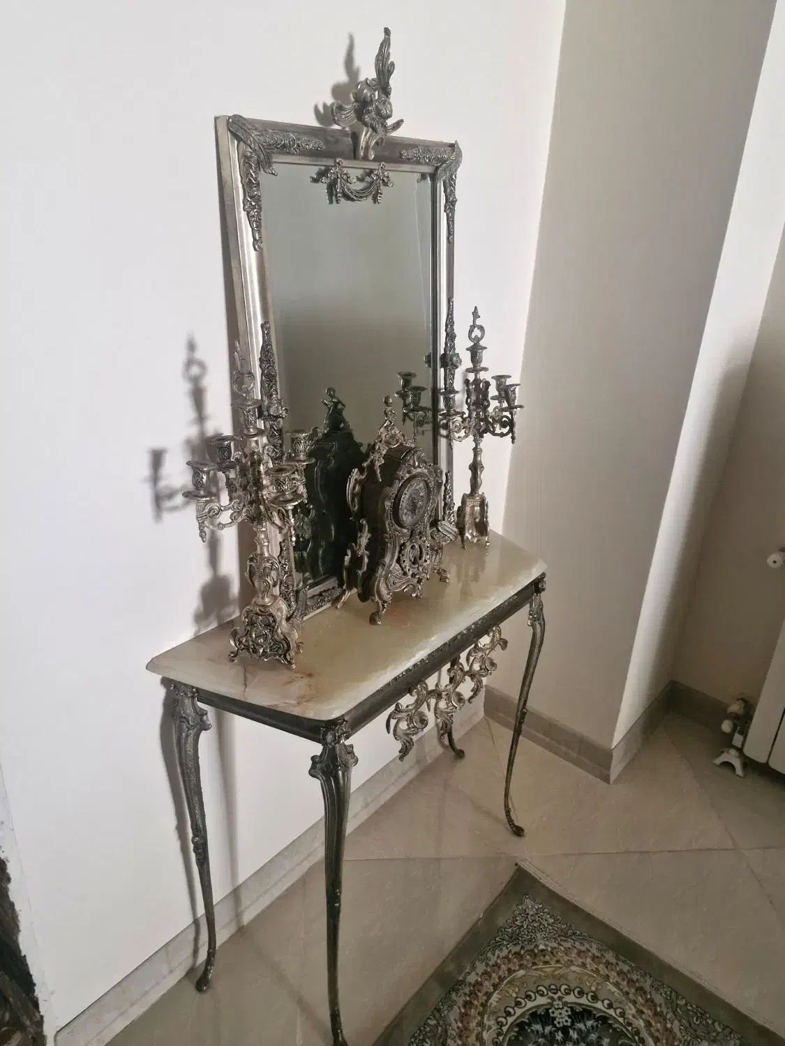 اینه و شمعدان برنز با ساعت سالم|آینه|پردیس, فاز ۴|دیوار