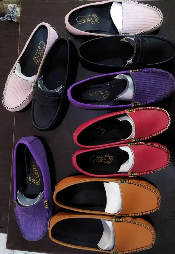 فروش کفش کالج زنانه به علت تعقیرشغل|کیف، کفش، کمربند|لاهیجان, لیالستان|دیوار