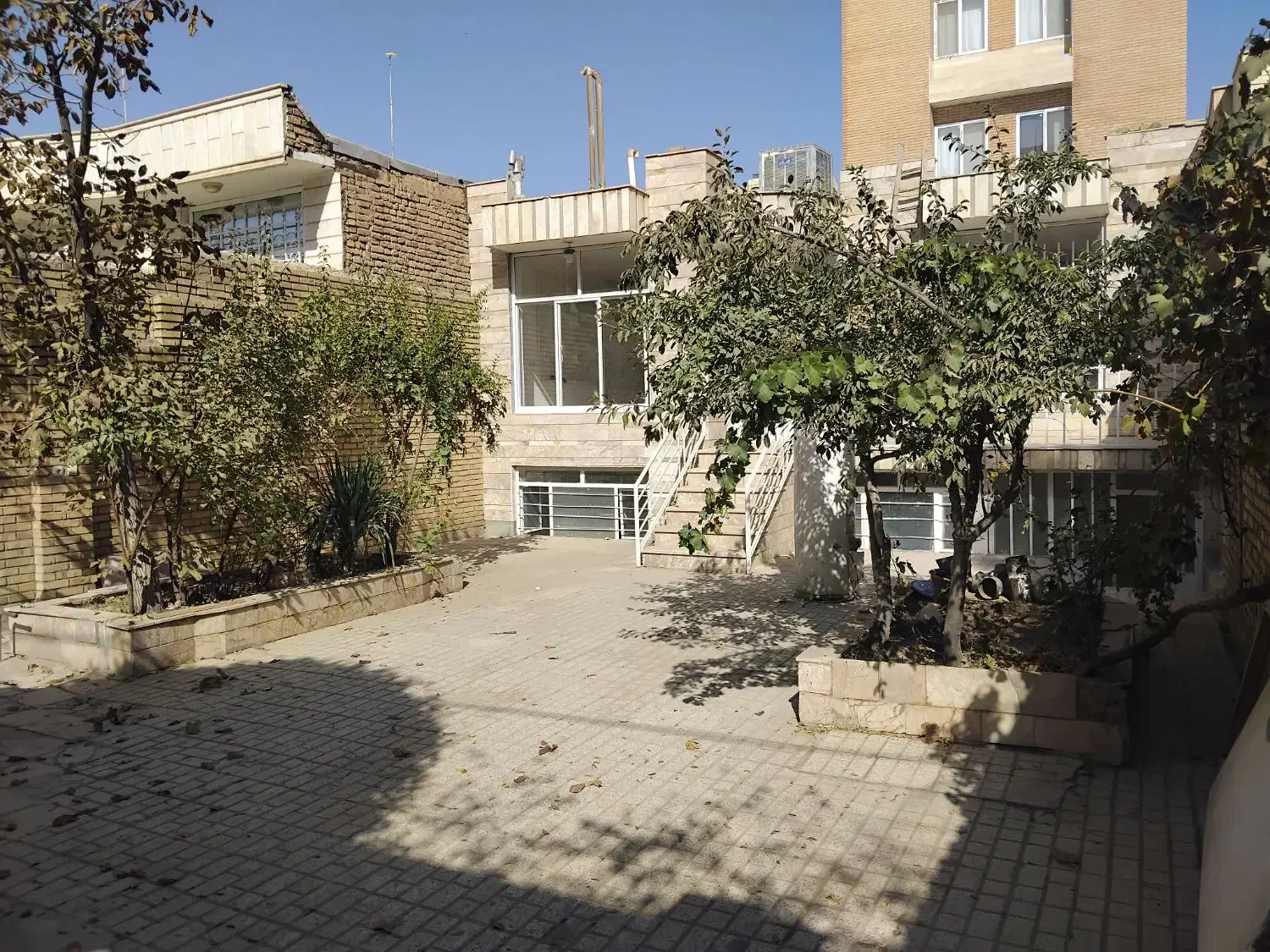 2طبقه ویلایی باهم/باسازی شده۱۷شهریور/مسکن زعفرانیه|اجارهٔ خانه و ویلا|نیشابور, هفده شهریور|دیوار