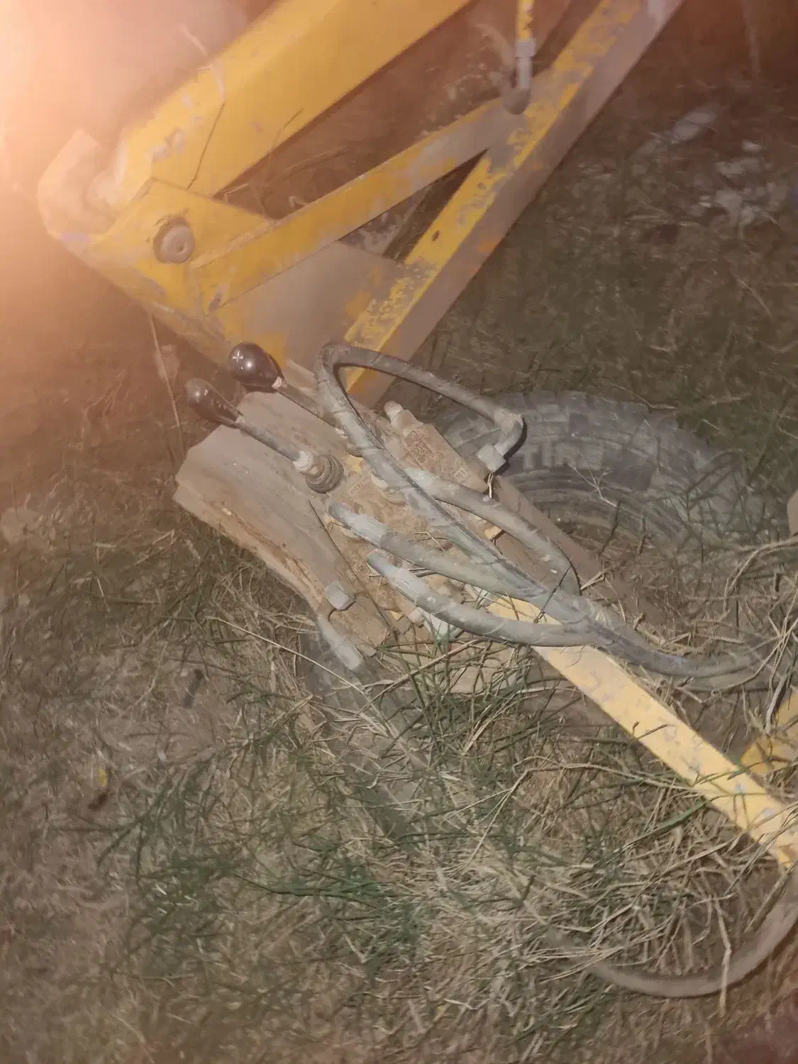 بیل میکانیکی|خودرو سنگین|دلند, |دیوار